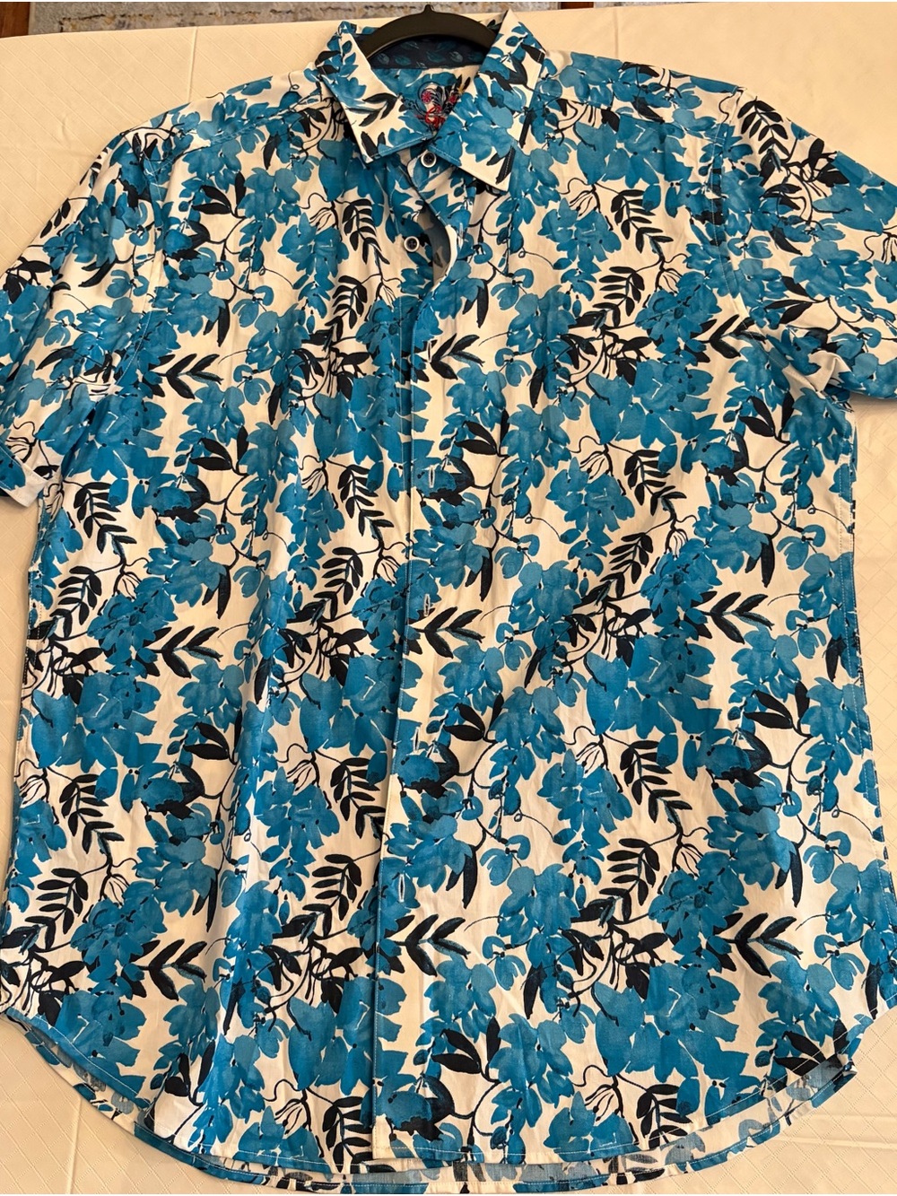 Robert Graham Blue and White Floral Short-Sleeve Button-Down Shirt